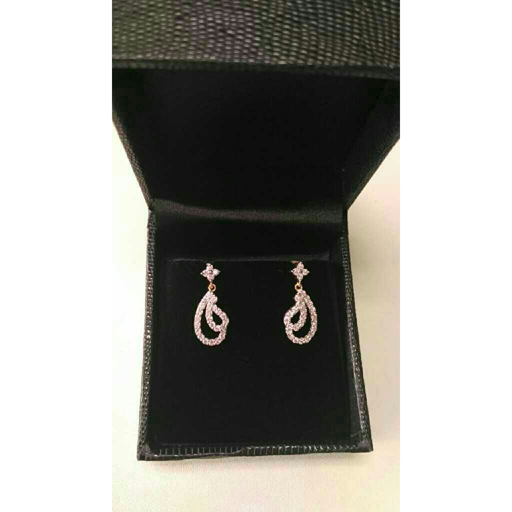 Designer 18KT Gold Diamond Earrings