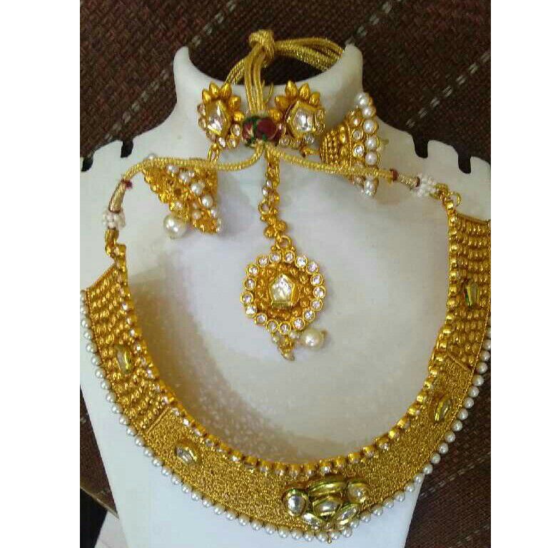 Exclusive Fancy necklace