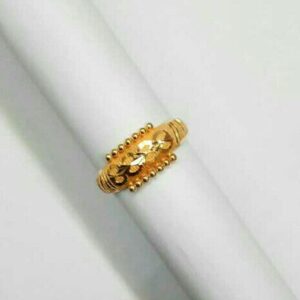 22KT  Gold Antique Ladies Ring