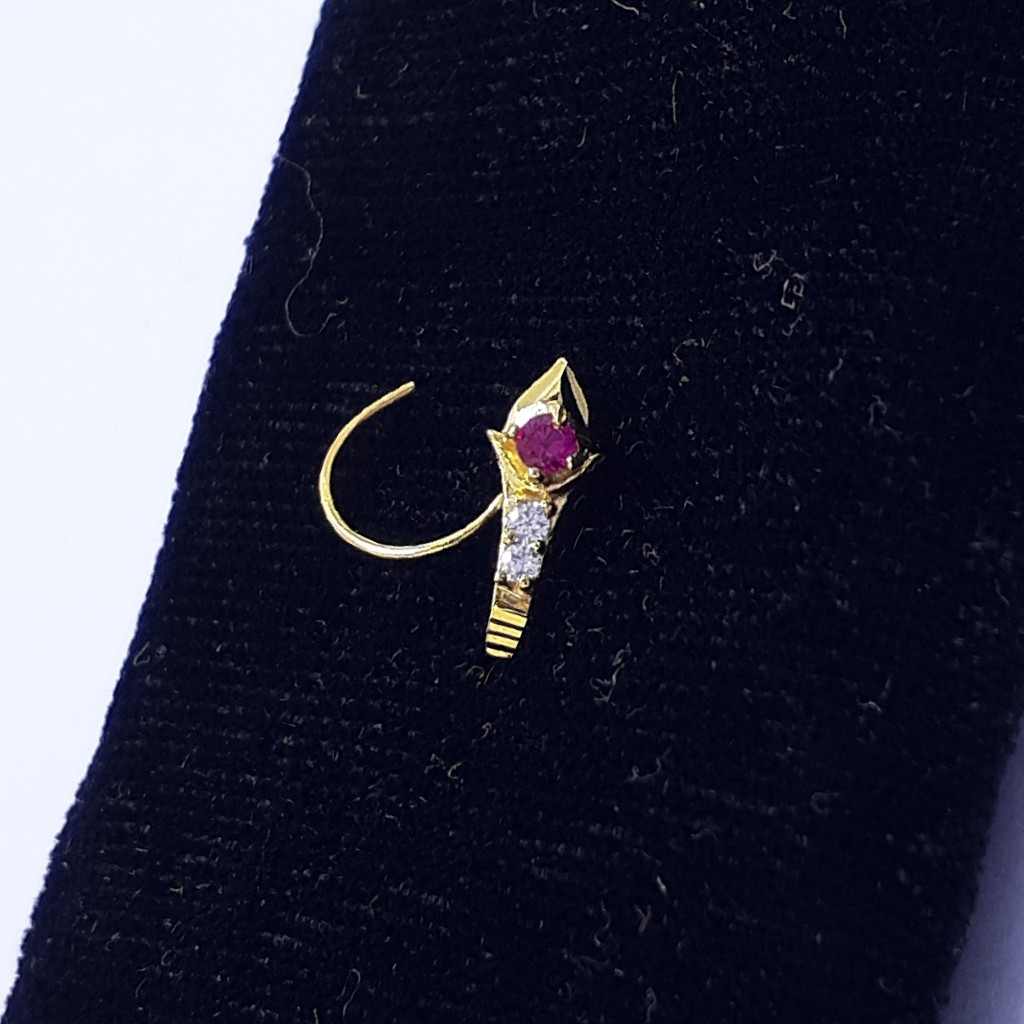 Gold Fancy J-Sania Nosepin
