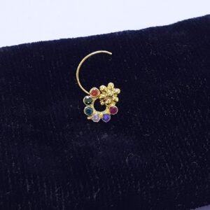 Gold nosepin