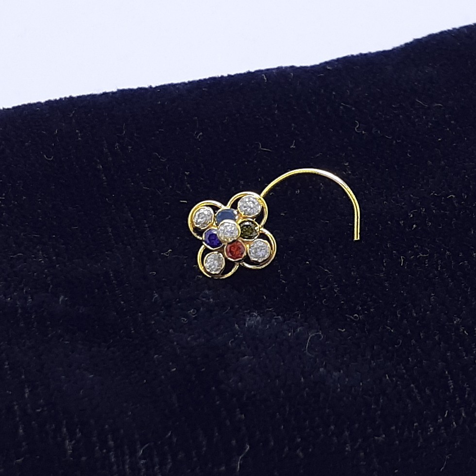 Gold nosepin