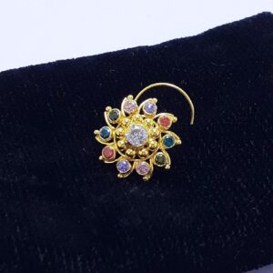Gold nosepin
