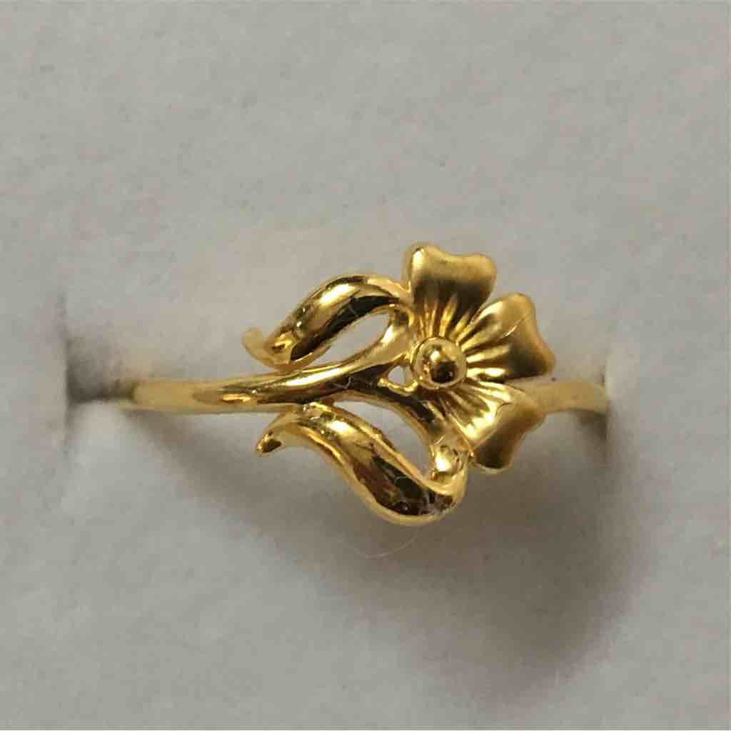 22KT Stylish OM Shape Ladies Ring
