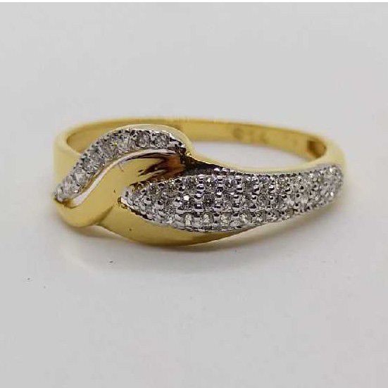 22k/916 Gold Diamond Attractive Ring For Ladies