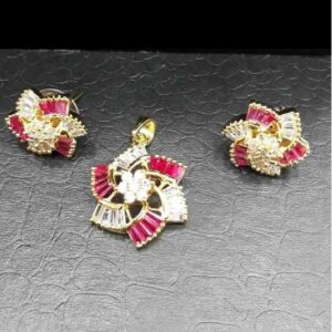 Flower Shape Fancy Pendant Set