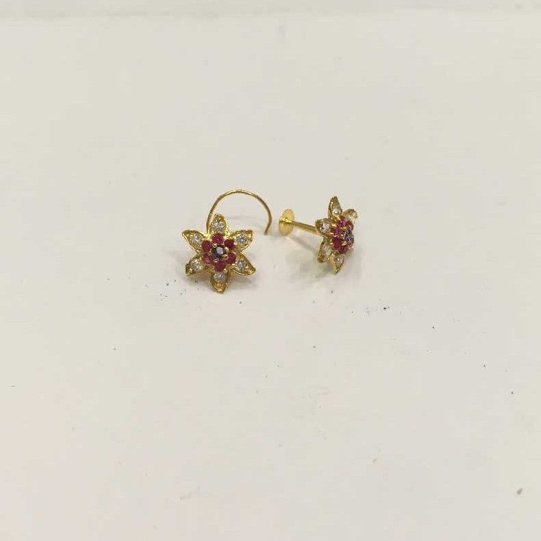 18KT Yellow Gold Ladies Flower Shaped Nosepin (Nath)