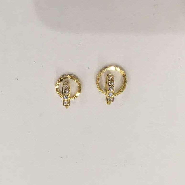 18KT Gold Ladies Indian Designer Saniya Bali