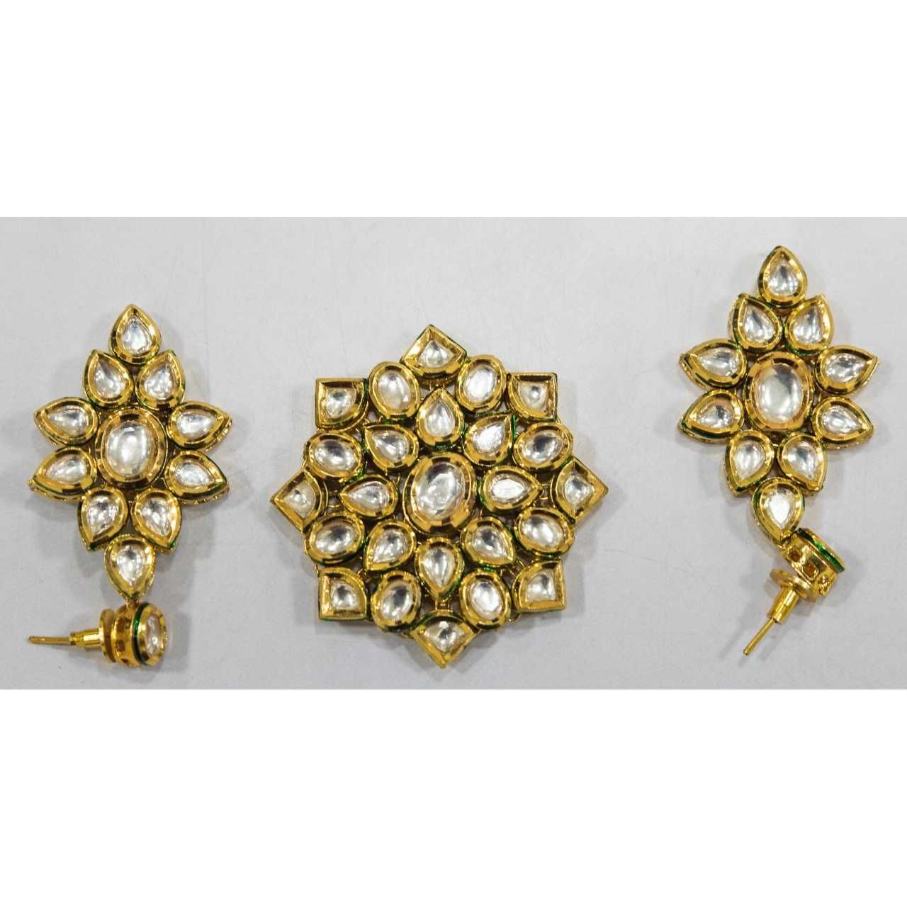 Designer Ladies Modern Trendy Earrings