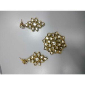 Fashionable Diamond Pendant Set