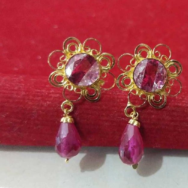 18K Gold Classic Color Stone Special Earrings