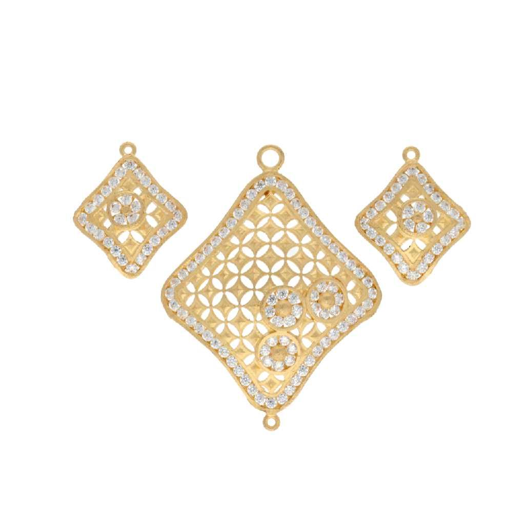 Delicate 916 Gold Ladies Pendant Set