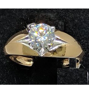 18KT Yellow Gold Diamond Stunning Ring