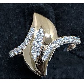 18kt Gold Fancy Ring