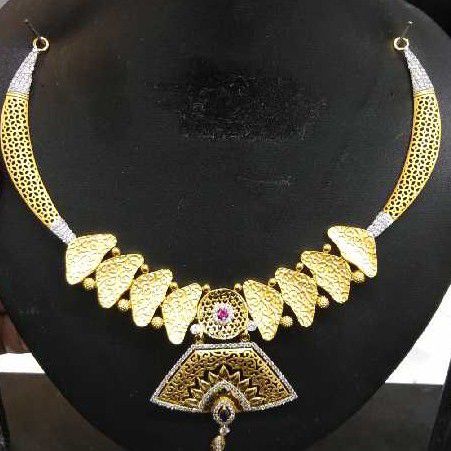 Antique 916 Gold Ladies Necklace Set