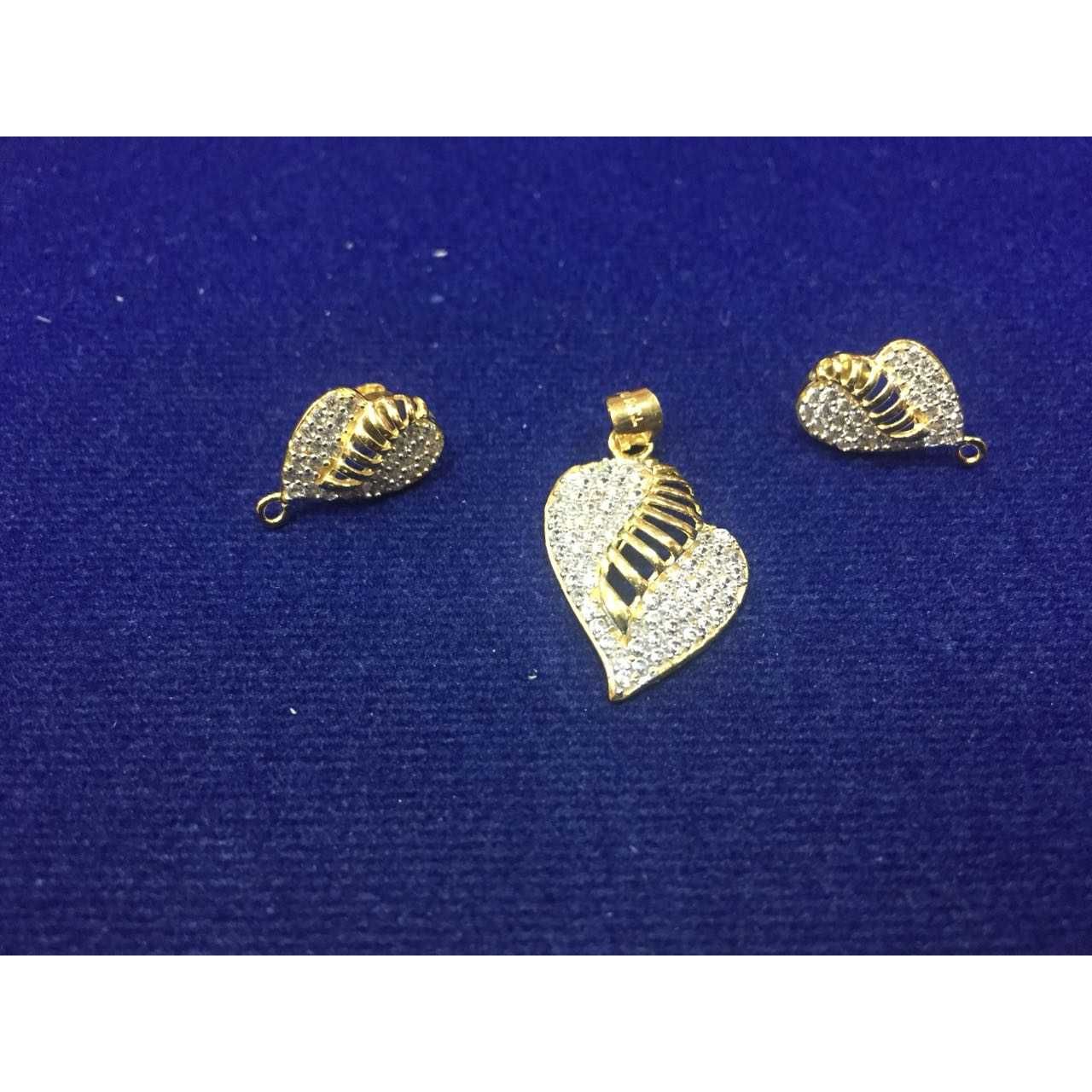 22K Gold Italian Ladies Attractive Fusion Heart Pendant Set