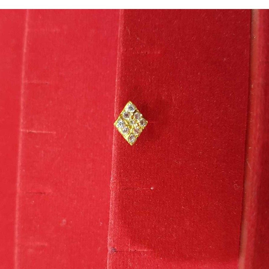 18K / 750 Gold Ladies Diamond Nosepin (Nath)