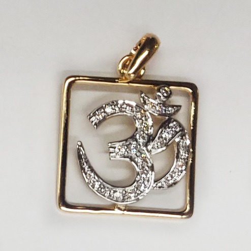 22kt gold aum pendant md-p002