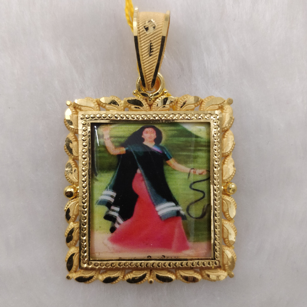 916 Gold Fancy Gent's Mogal Maa Photo Frame Pendant