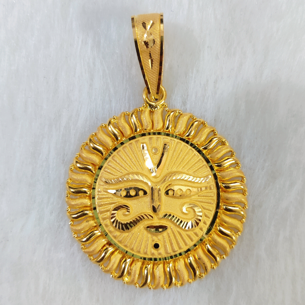 916 Gold Fancy Gent's Surya Pendant