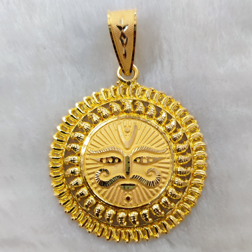 916 Gold Fancy Gent's Surya Pendant