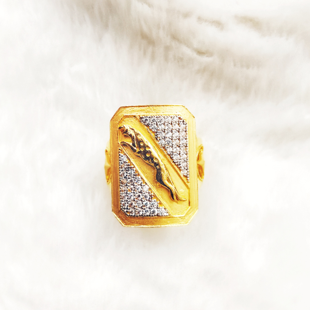 916 Gold Fancy Gent's Jaguar Ring - Image 2