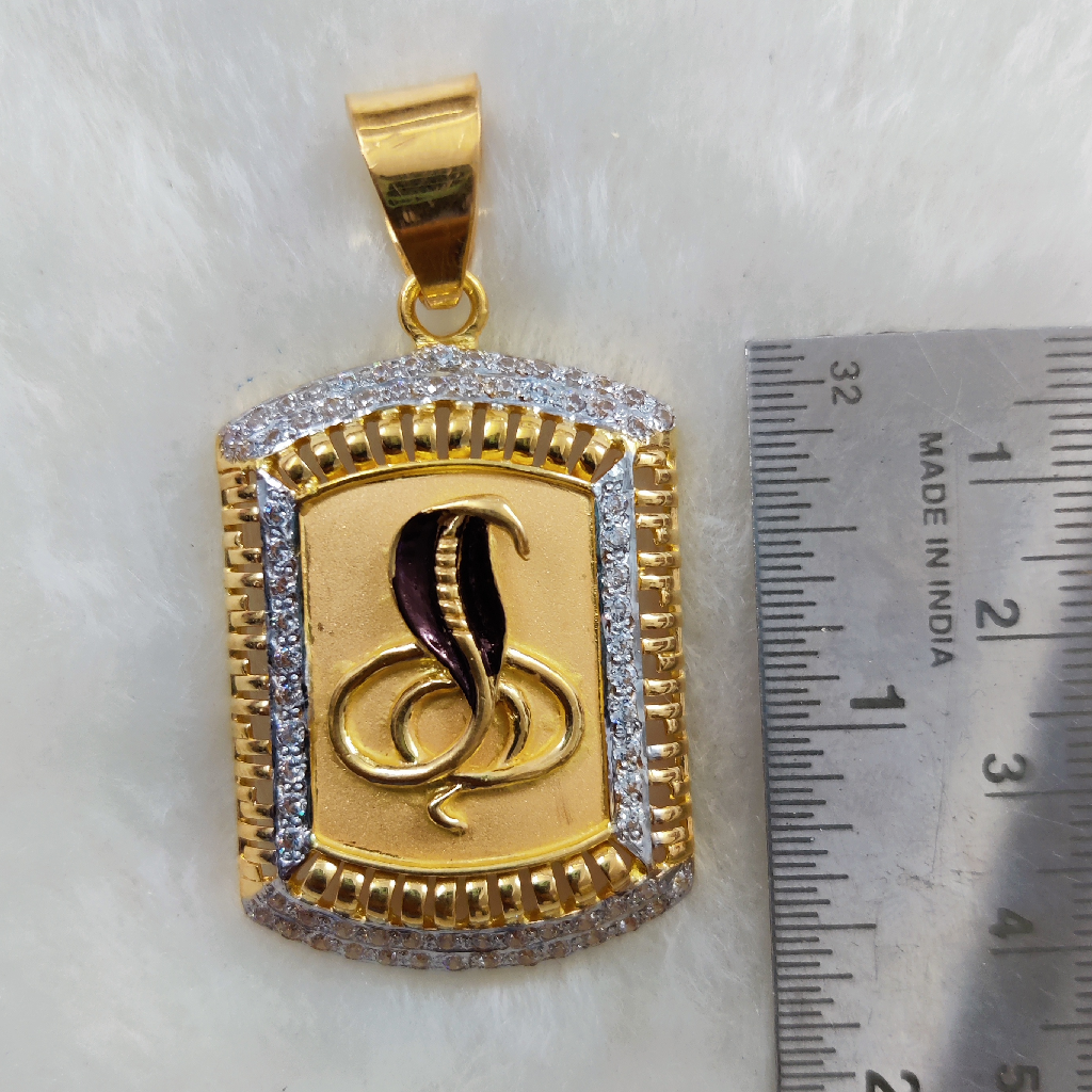 916 Gold Fancy Gent's Goga Maharaj Pendant - Image 2