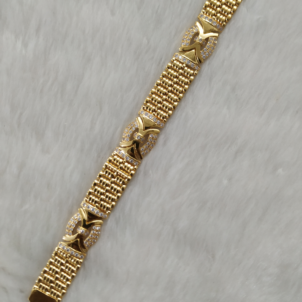 916 Gold Fancy Gent's Hand Made Bracelet