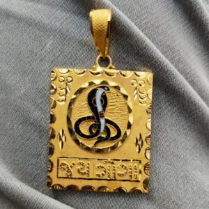 916 gold Classic gent's goga maharaj minakari pendant