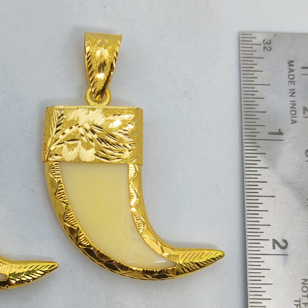 916 gold Leaf Design gent's nail pendant - Image 2