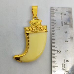 916 gold gent's artificial lion nail pendant