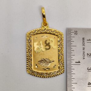 916 gold fancy gent's god named pendant