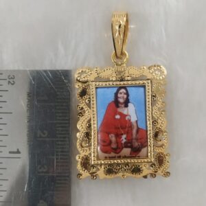 916 Gold Fancy Gent's Photo Frame Pendant