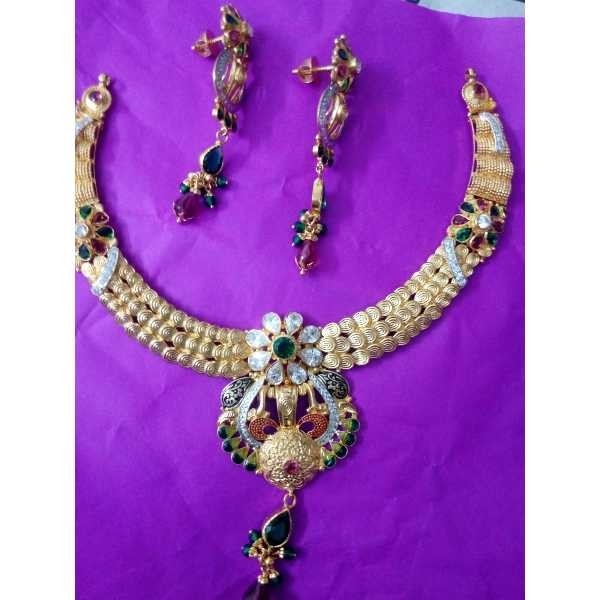 Gold Ladies Indian Designer Necklace Set
