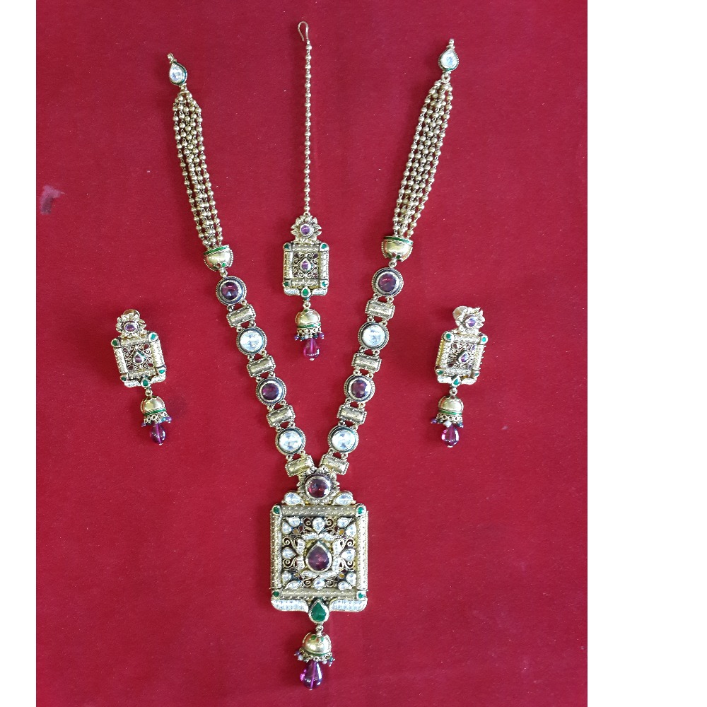 Fancy Gold Bridal Necklace Set