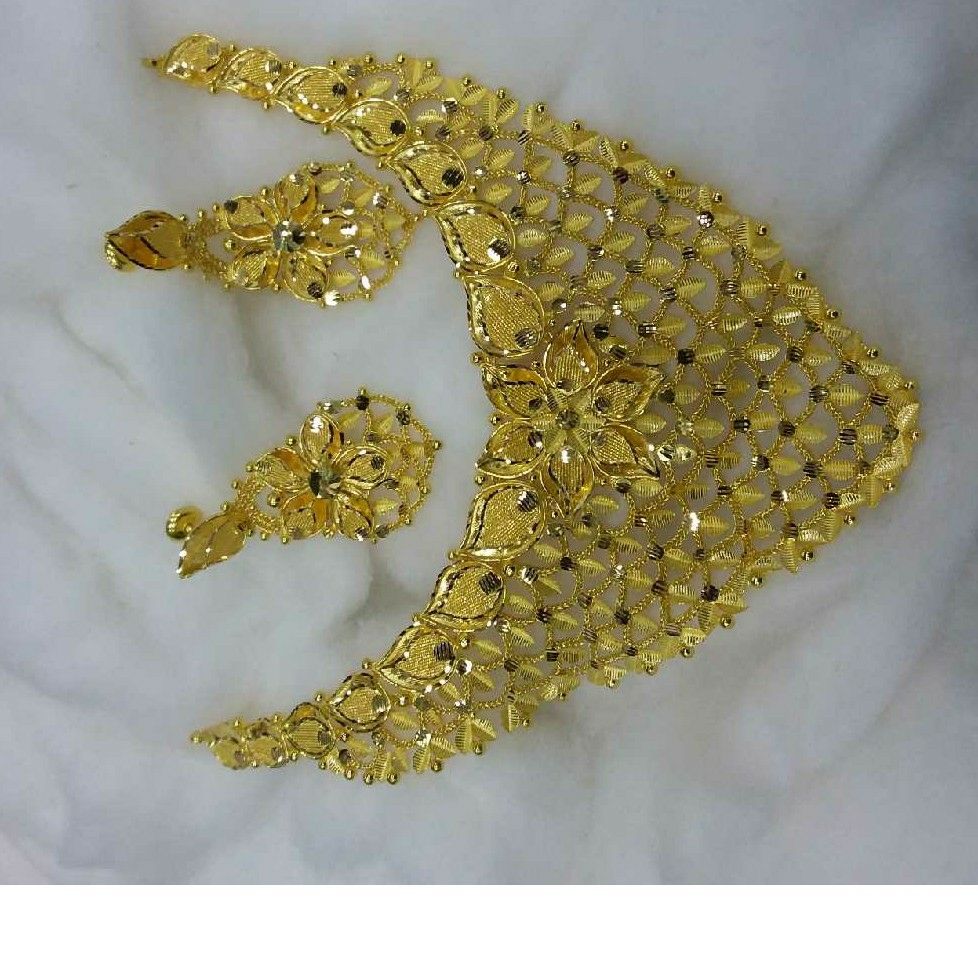916 Designer Gold Necklace Set