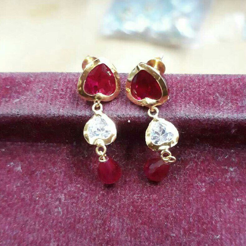 22K / 916 Gold Indian Heart Shaped Color Stone Earrings