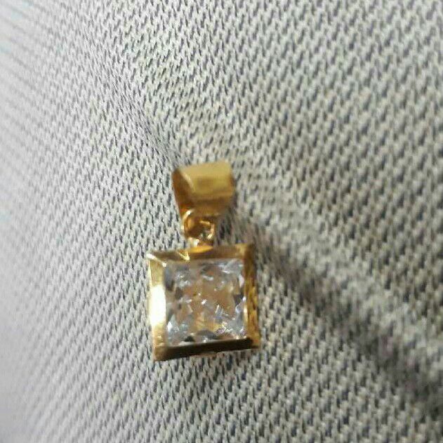 22K / 916 Gold Color Stone Indian Pendant