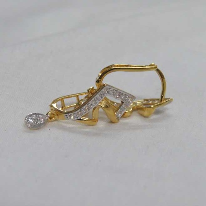 18K Gold Ladies Casting Fancy Butti