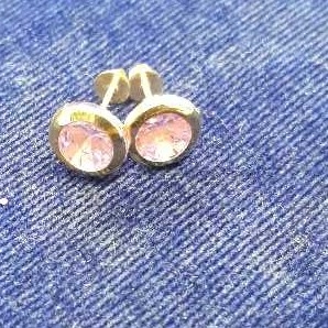 18KT Gold Jewellery Ladies Colorstone Buti