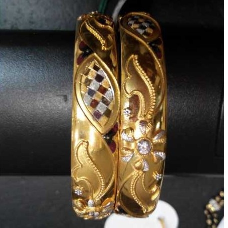 22K Gold Ladies Indian Designer Bangles Yellow