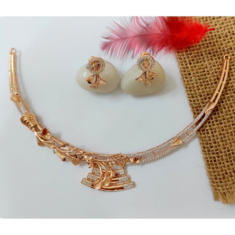 Marvellous design 18 kt rose gold necklace set
