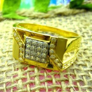 Fancy 22 kt gold gents ring