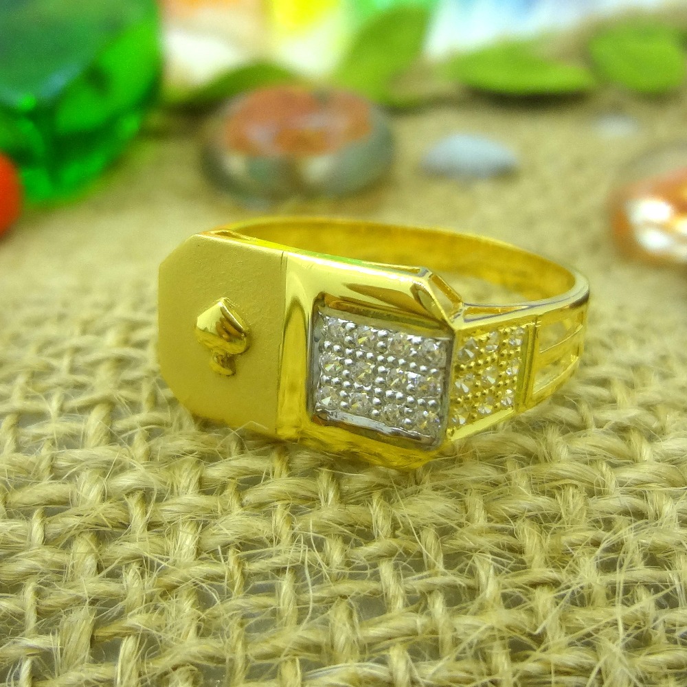 Marvelous design 22 kt gold gents ring