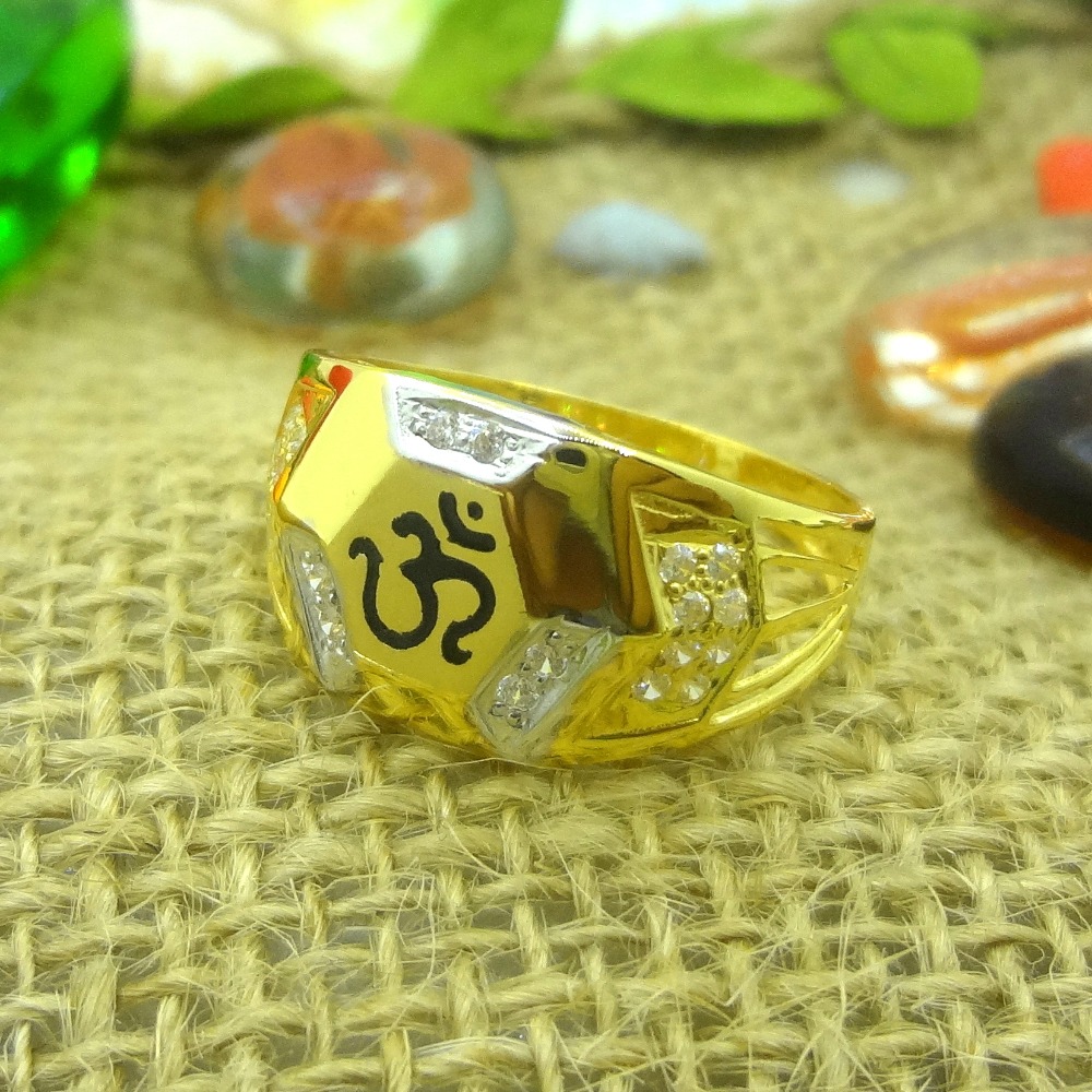 Om design 22 kt gold gents ring