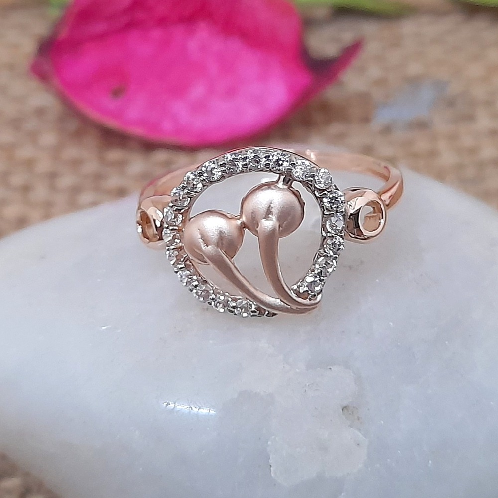 Circular 18 kt rose gold ladies ring
