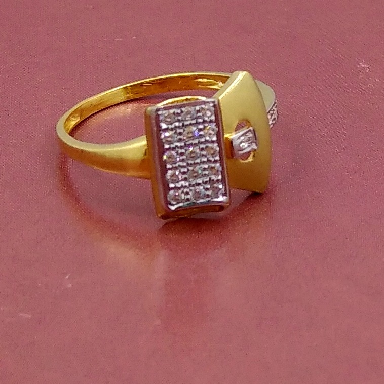 3 vertical line cz diamond 22kt gold ladies ring - Image 2