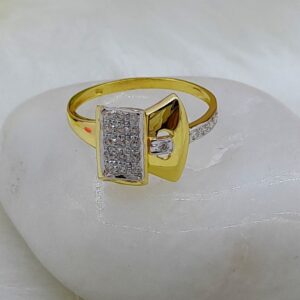 3 vertical line cz diamond 22kt gold ladies ring