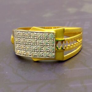 7 diamond line 22 kt gold gents ring