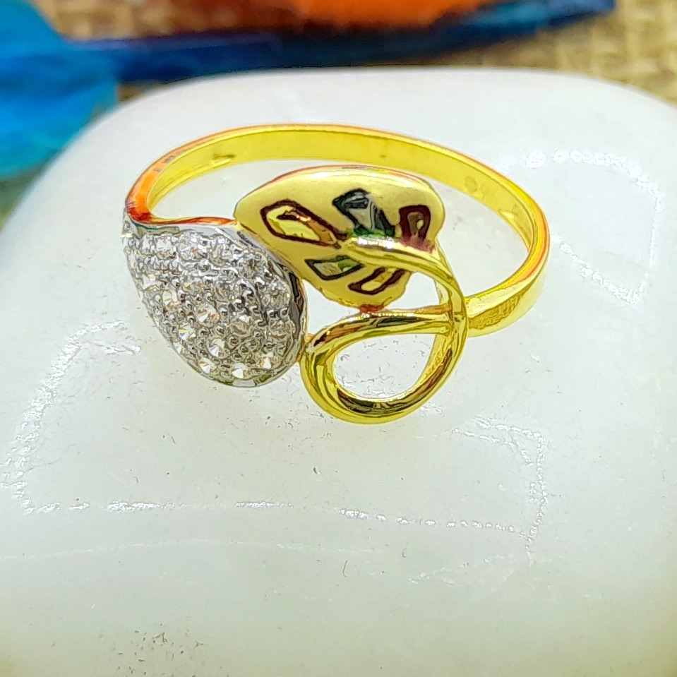 daily wear curve leafy band stylish 22 kt ladies ring